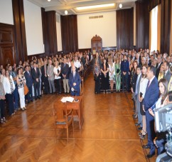 Jura el Flamante Primer Ministro Pupilar 