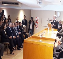 EL MINISTRO DE LA DEFENSA PARTICIPO EN LA INAUGURACIÓN DE LA NUEVA SEDE DEL TRIBUNAL DE CUENTAS
