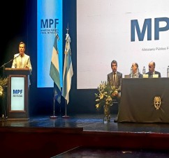 EL MINISTRO DE LA DEFENSA PARTICIPÓ EN LA PRESENTACION DE UNA APLICACION PARA DELITOS EN FLAGRANCIA