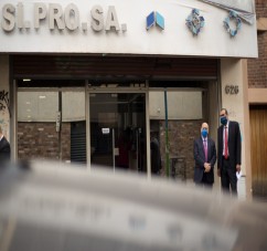 EL MINISTRO PUPILAR Y DE LA DEFENSA PARTICIPO DEL COTEJO DE PRECIOS PARA ADQUIRIR INSUMOS DESTINADOS A LA LUCHA CONTRA EL COVID19
