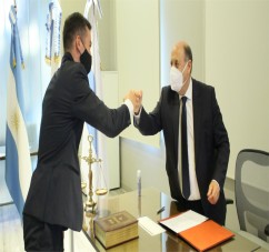 JURO EL NUEVO SECRETARIO ADMINISTRATIVO DEL MINISTERIO PUPILAR Y DE LA DEFENSA